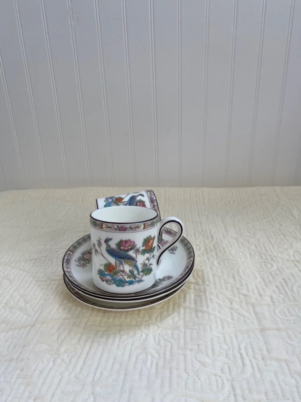 Wedgwood Bone China Coffee Cups. English Kutani Crane Espresso Set of 3. New.